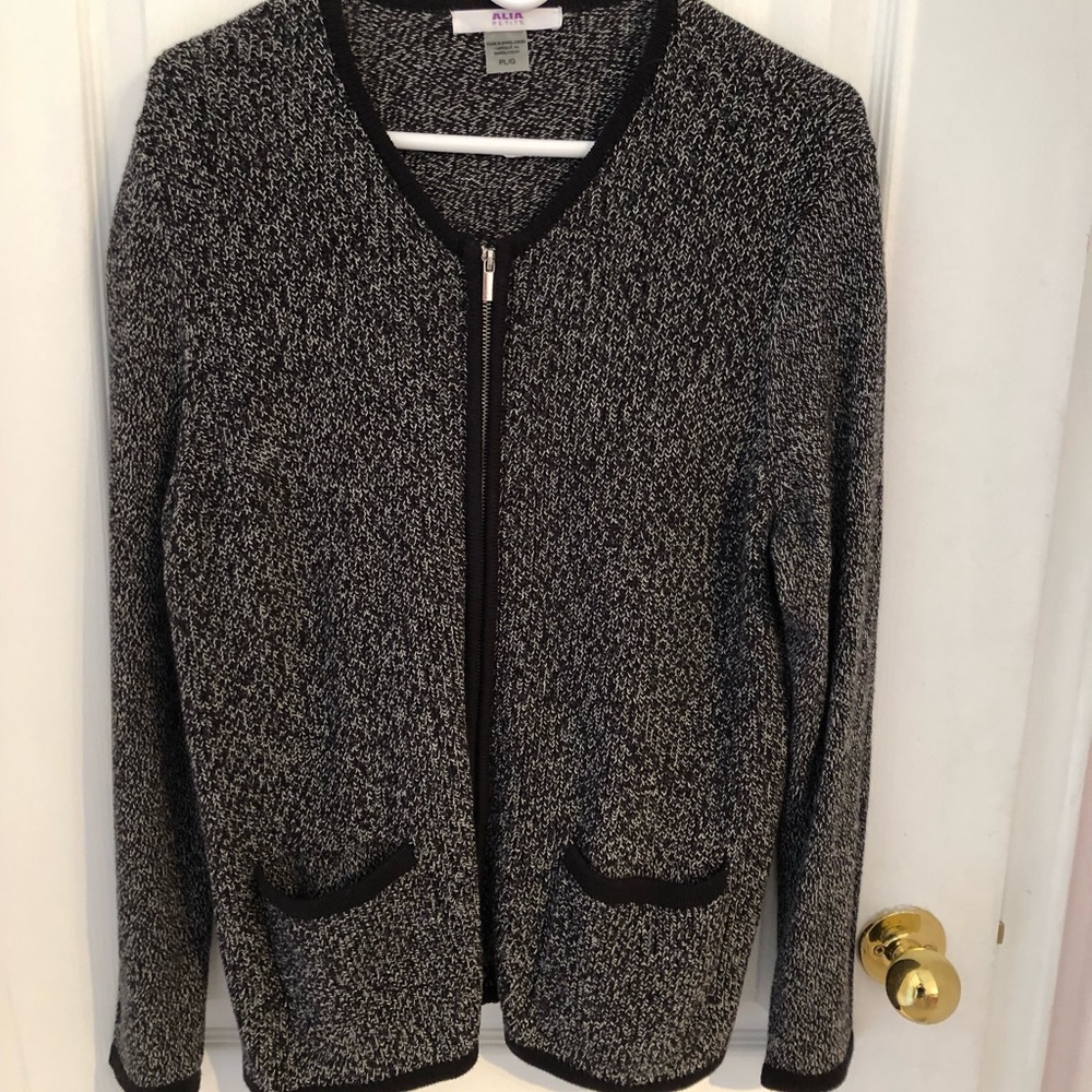 Alia Petit Black & White Zip Up Cardigan
